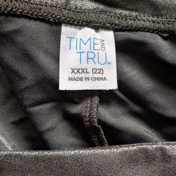🚩2 for $15- Time and Tru Faux Leather Leggings - Picture 3 of 4